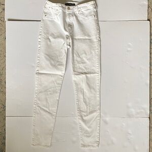Abercrombie & Fitch Women's Cream Skinny Jeans